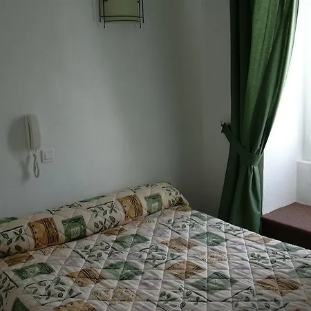 La Fontaine Hotel Lourdes