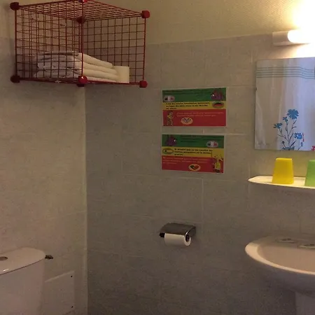 Отель La Fontaine *