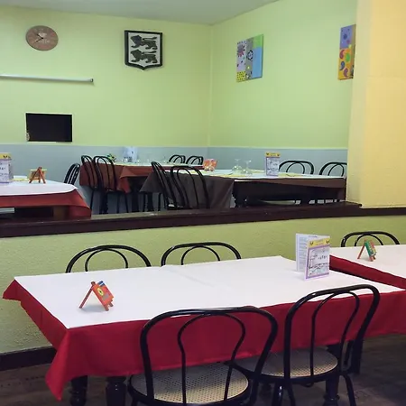 Отель La Fontaine Лурд