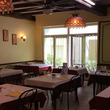 Hotel La Fontaine Lourdes